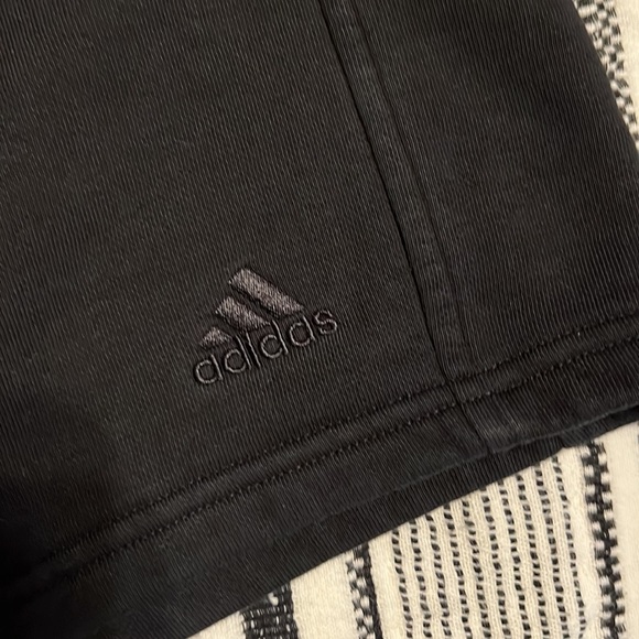 Adidas shorts - Picture 3 of 5